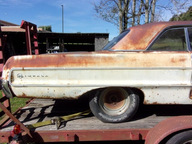 1964 White Chevrolet Impala Coupe