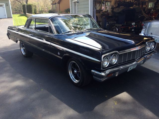 1964 Daytona blue Chevrolet Impala Two door h/t