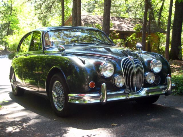 1964 Dark Green Metallic Jaguar Mark 2 4 door saloon
