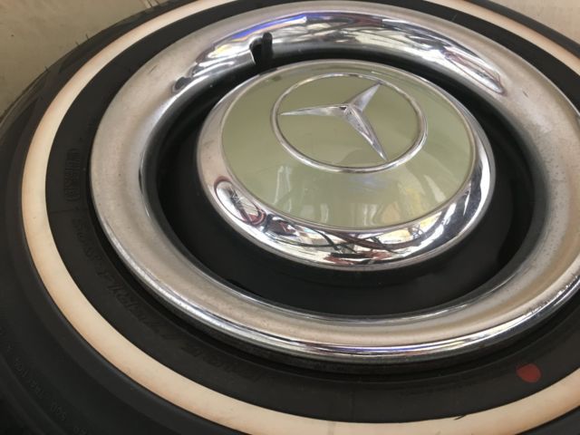 1964 PEARIDOT Mercedes-Benz 200-Series Convertible