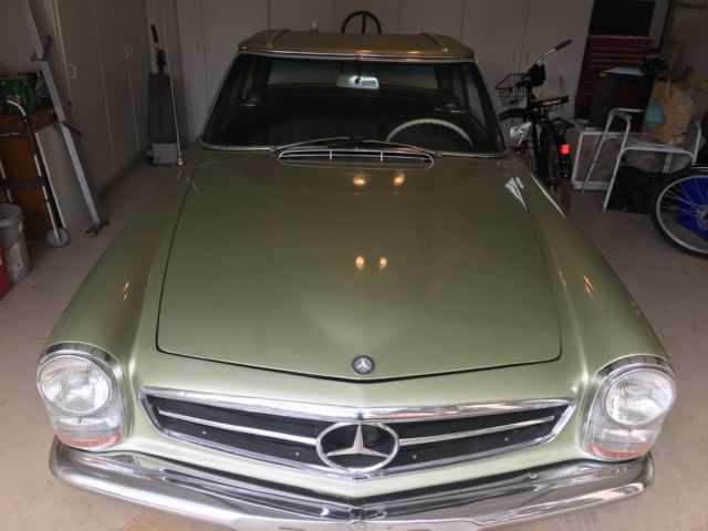 1964 PEARIDOT Mercedes-Benz 200-Series Convertible