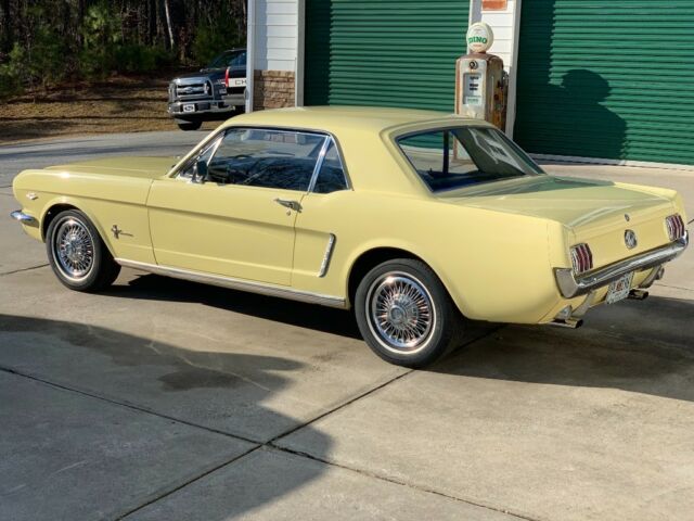 1964 Sunlight Yellow Ford Mustang Coupe