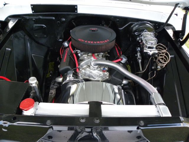 1964 White Chevrolet C-10 Standard Cab Pickup