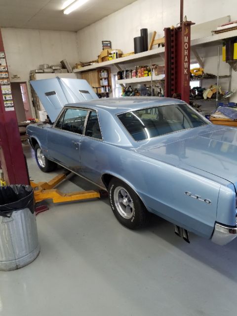 1964 Blue Pontiac GTO Hardtop