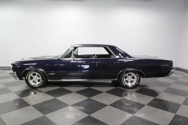 1964 Black Chevrolet Corvette