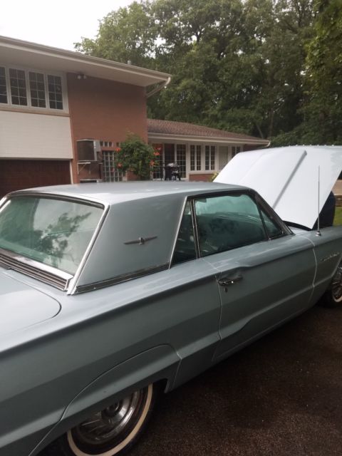 1964 Ford Thunderbird