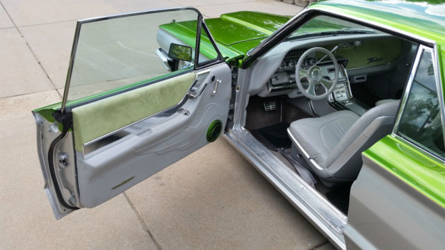 1964 GREEN/SILVER Ford Thunderbird 2 DOOR