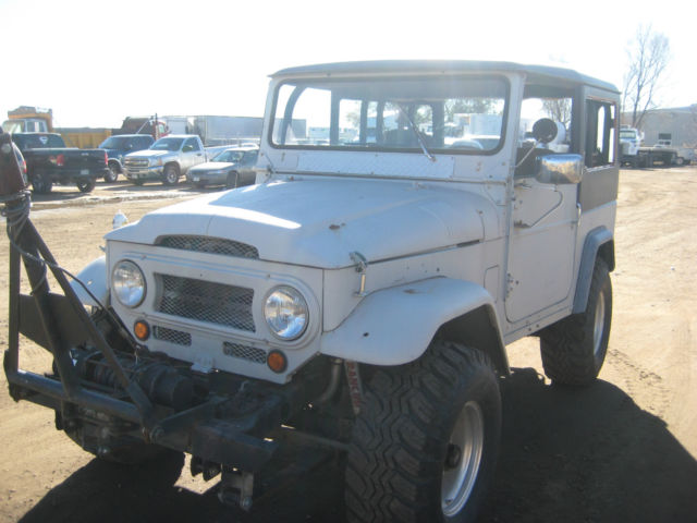 1964 Silver Toyota FJ Cruiser Convertible