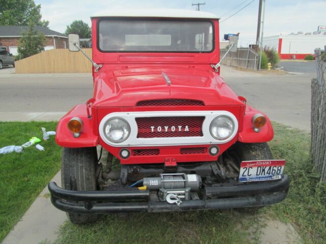 1964 Red Toyota FJ Cruiser