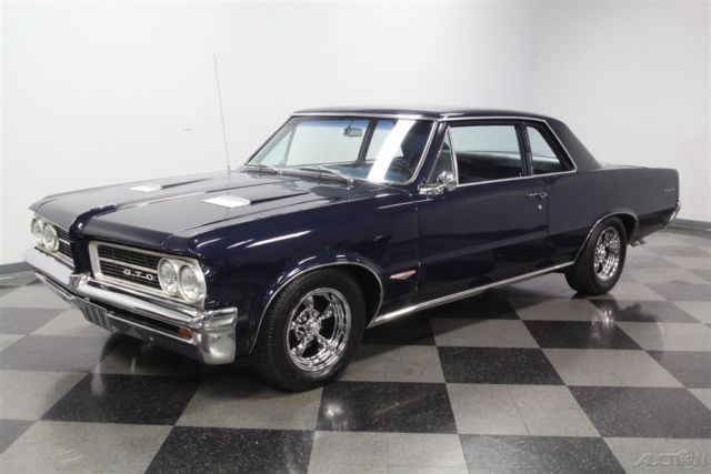 1964 Blue Pontiac GTO