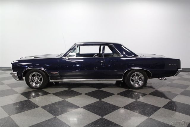 1964 Blue Pontiac GTO