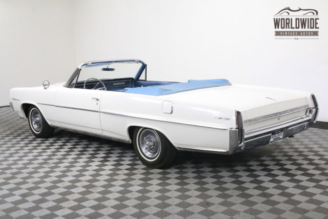 1964 White Pontiac Catalina