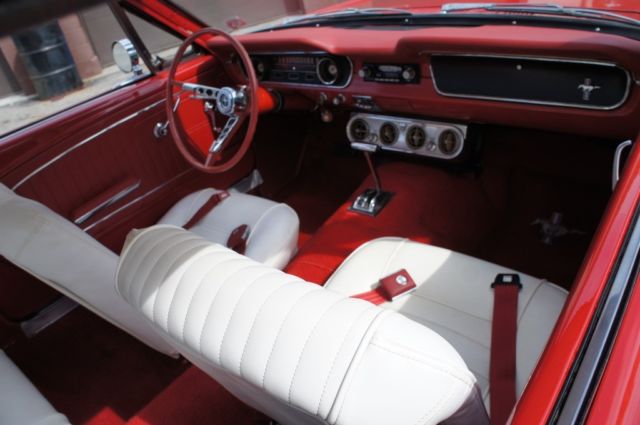1965 RED Ford Mustang 2 DOOR