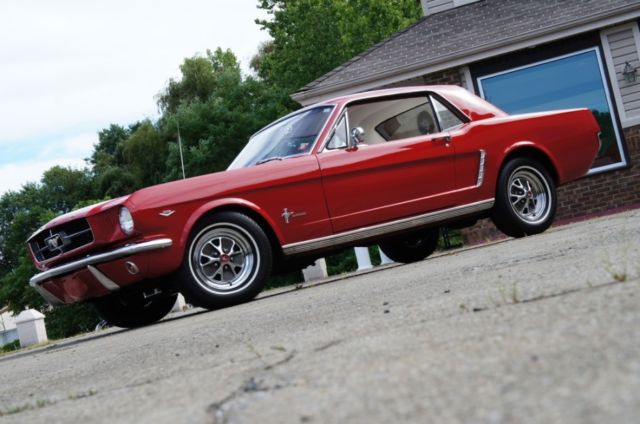 1965 RED Ford Mustang 2 DOOR