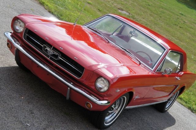 1965 RED Ford Mustang 2 DOOR