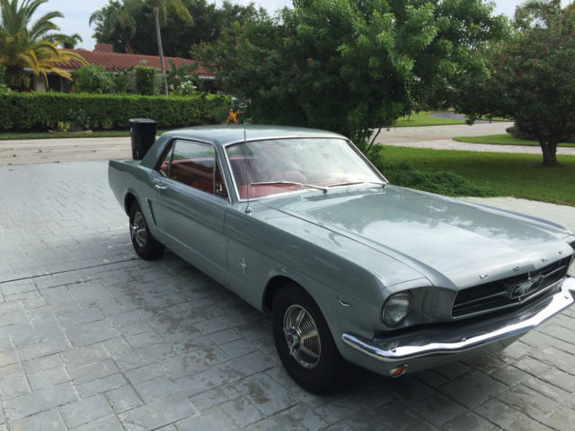 1964 Silver Ford Mustang Coupe