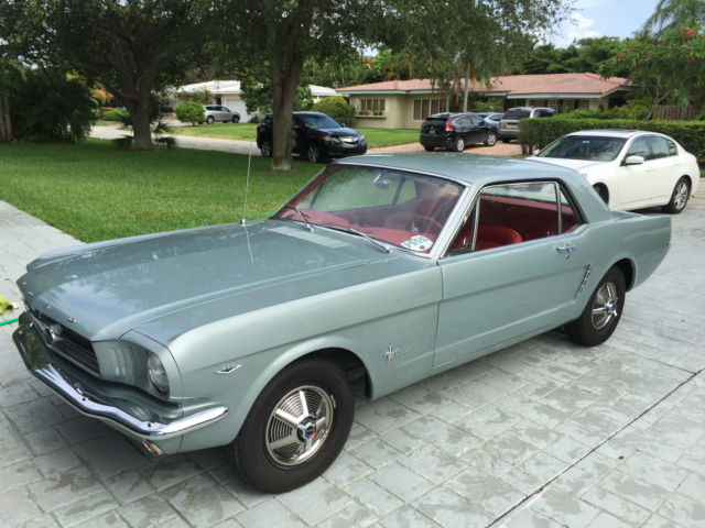 1964 Silver Ford Mustang Coupe
