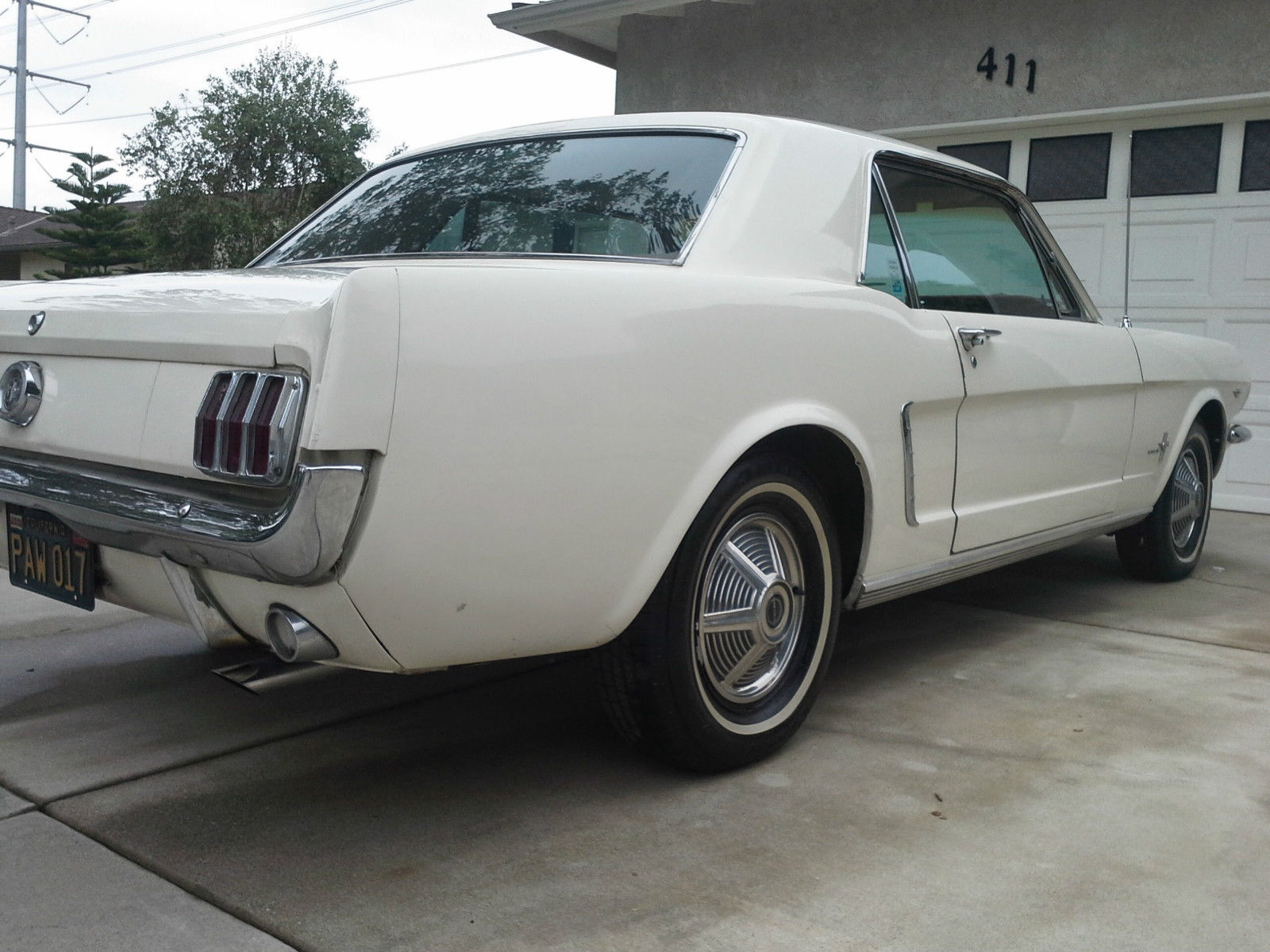 1965 White Ford Mustang U/K