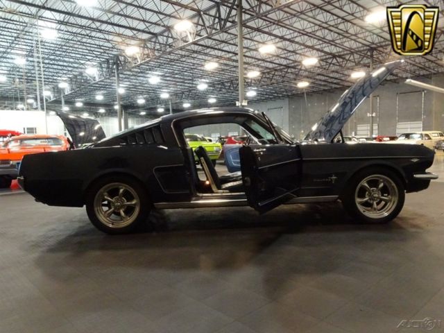 1965 Blue Ford Mustang
