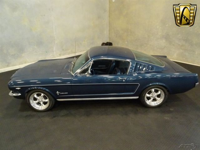 1965 Blue Ford Mustang