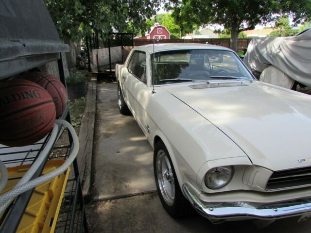 1965 White Ford Mustang Coupe