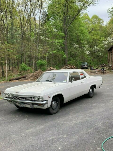 1965 White Chevrolet Biscayne Coupe