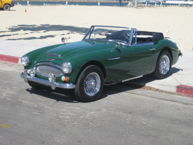 1965 Britisg Racing Green Austin Healey 3000