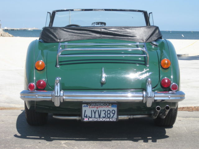 1965 Britisg Racing Green Austin Healey 3000