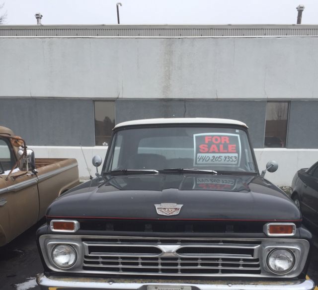 1965 Black Ford F-100