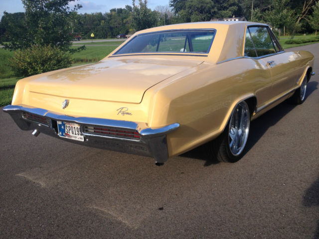 1965 Buick Riviera Hardtop