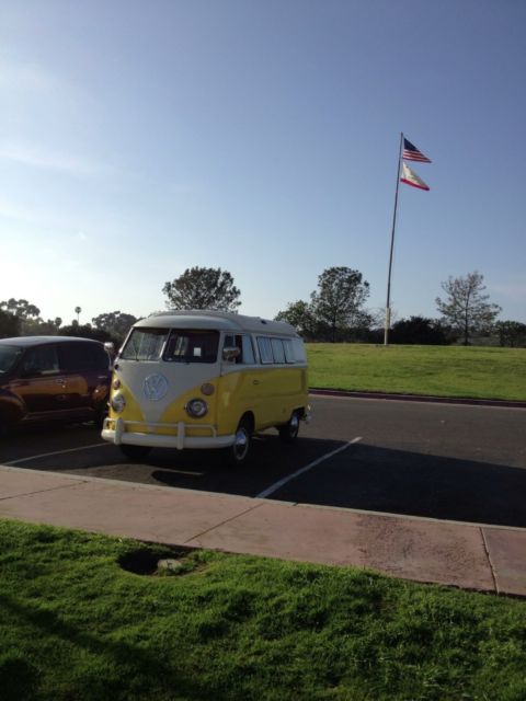 1965 Yellow Volkswagen Bus/Vanagon Van Camper