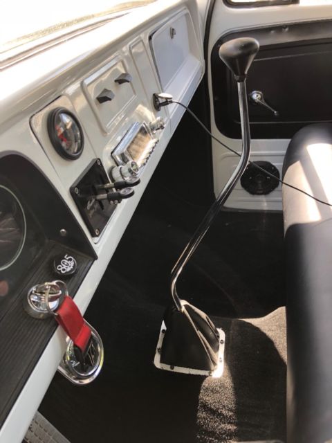 1965 White Chevrolet C-10 Standard Cab Pickup