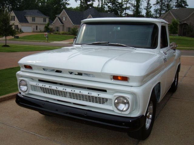 1965 White Chevrolet C-10 Stepside