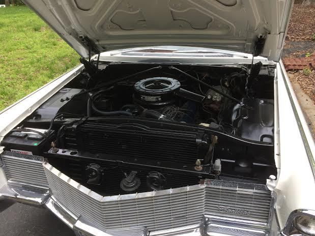 1965 White Cadillac DeVille