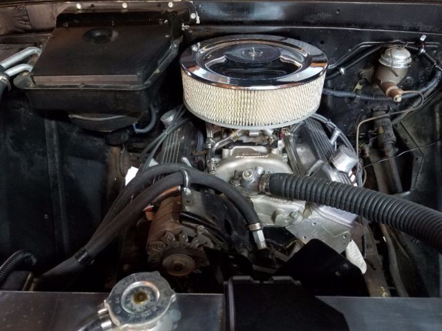 1965 Black Chevrolet C-10 short Fleetside PU