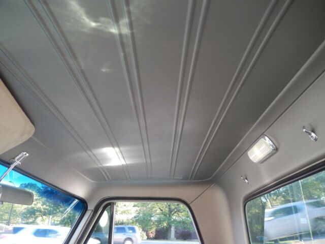 1965 Two tone Chevrolet C-10 Standard Cab Pickup