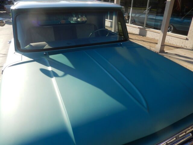 1965 Two tone Chevrolet C-10 Standard Cab Pickup