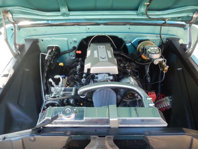 1965 Two tone Chevrolet C-10 Standard Cab Pickup