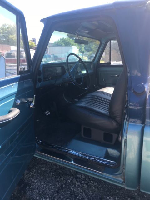 1965 Chevrolet C-10 2 door, long bed