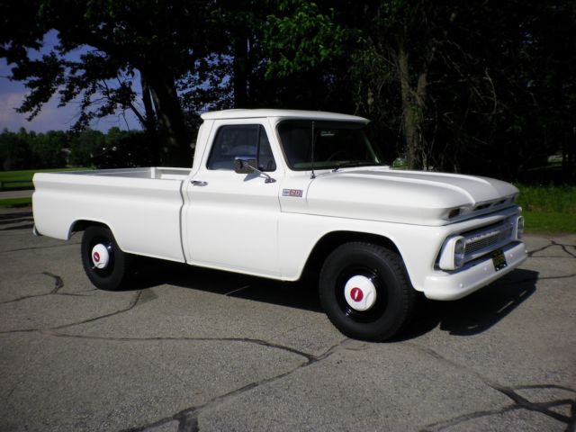 1965 White Chevrolet C-10 Standard Cab Pickup