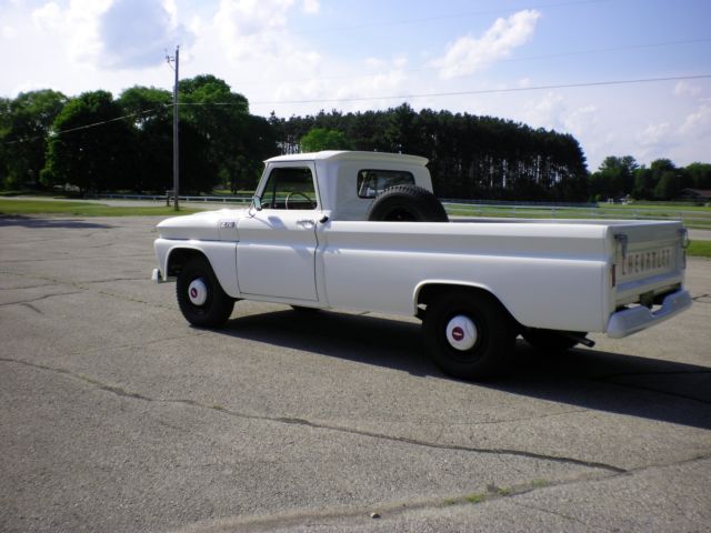 1965 White Chevrolet C-10 Standard Cab Pickup