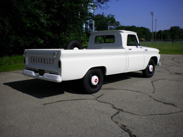 1965 White Chevrolet C-10 Standard Cab Pickup