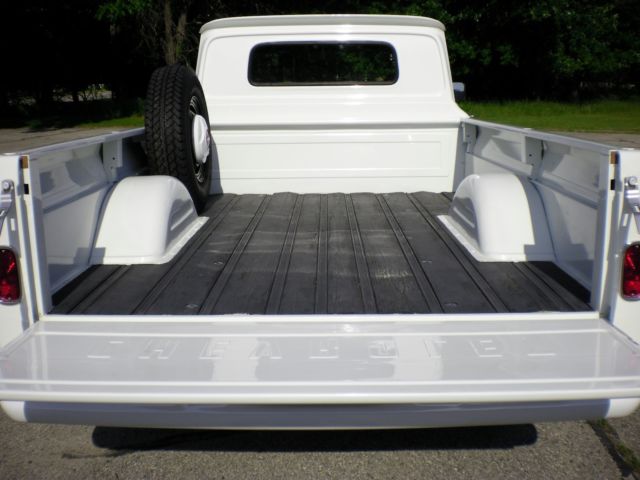 1965 White Chevrolet C-10 Standard Cab Pickup