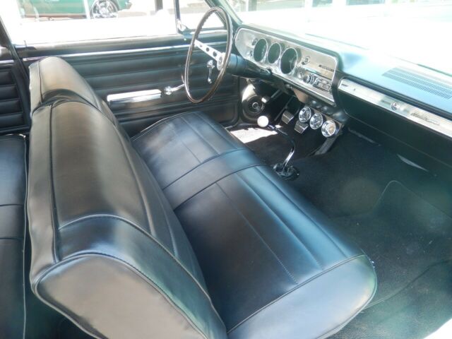 1965 Turquoise Chevrolet Chevelle Sedan