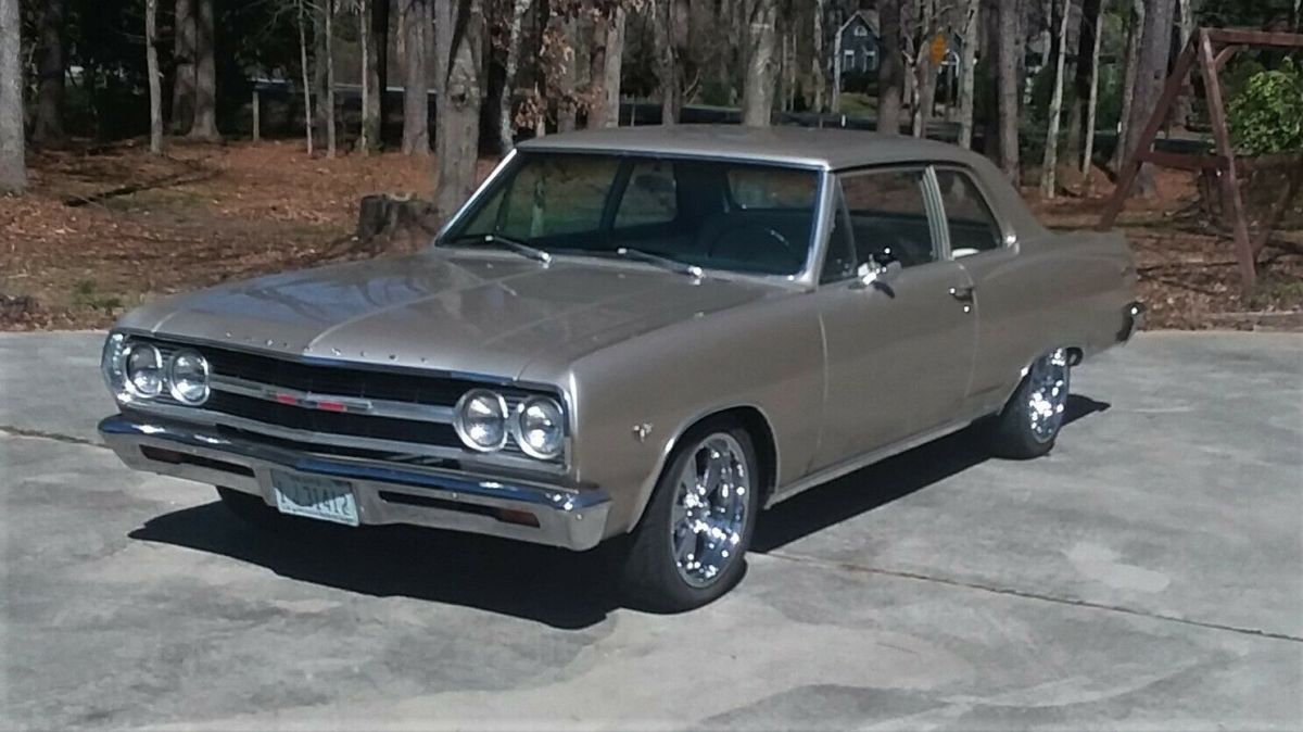 1965 Gold Chevrolet Chevelle Coupe