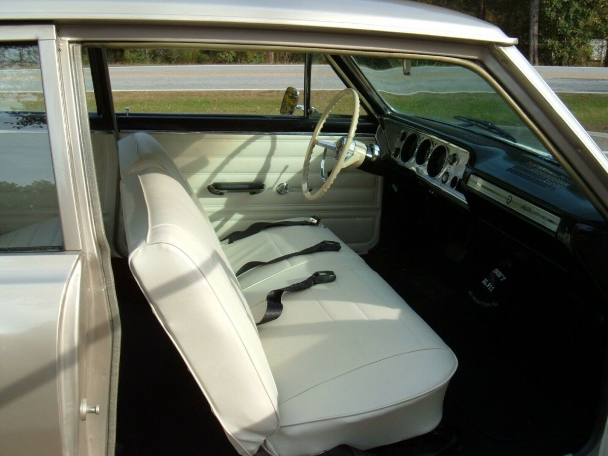 1965 Gold Chevrolet Chevelle Coupe