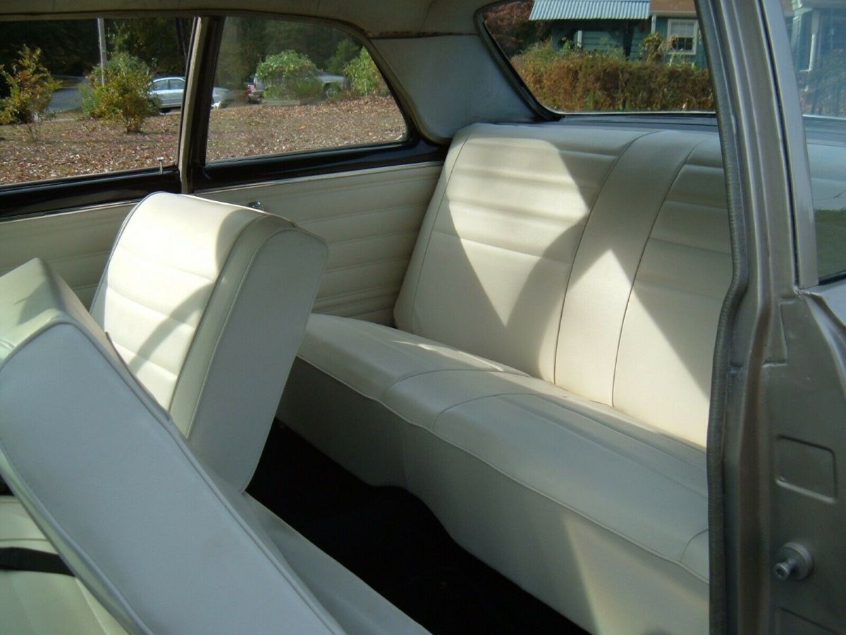 1965 Gold Chevrolet Chevelle Coupe