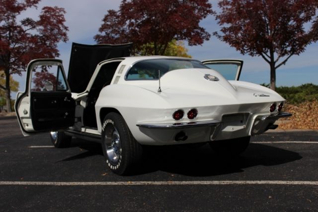 1965 Ermine White Chevrolet Corvette Coupe
