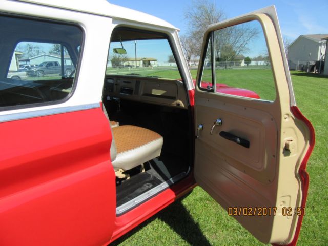 1965 Red and White Chevrolet Suburban Suburban