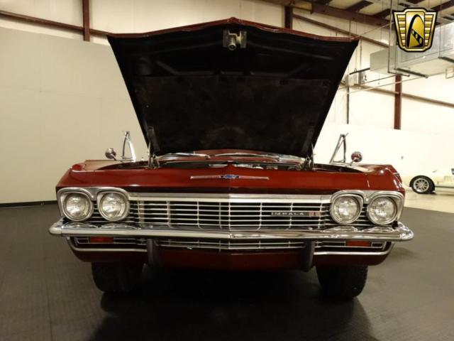 1965 White Chevrolet Impala Coupe